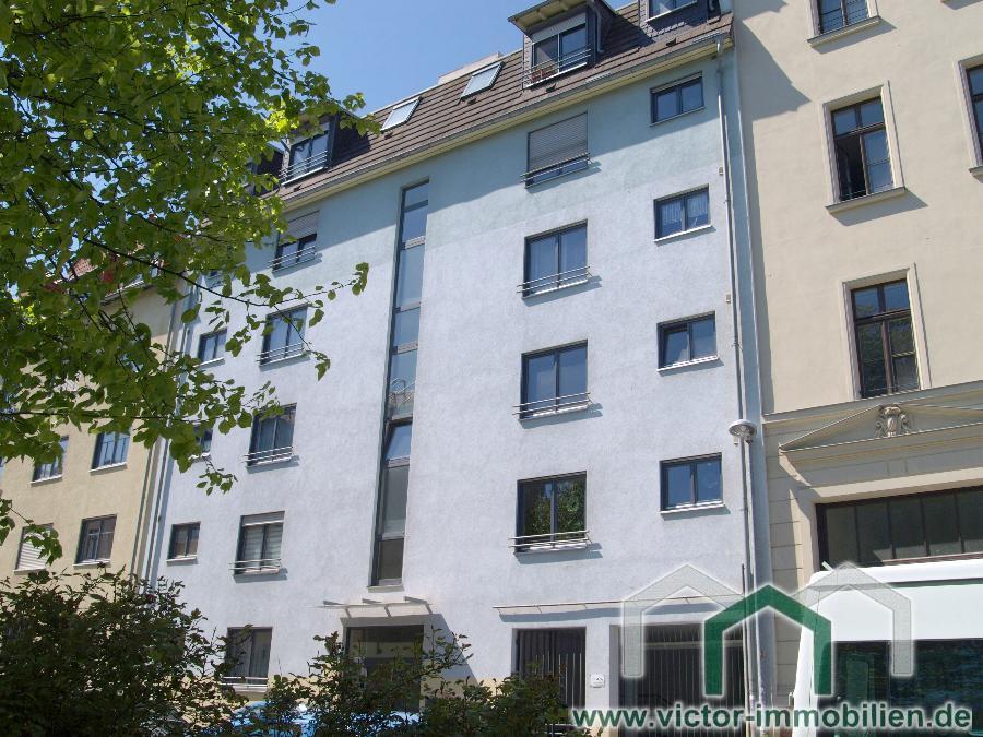 2-zimmer-whg-mit-parkett-und-balkon-im-zentrum-ost
