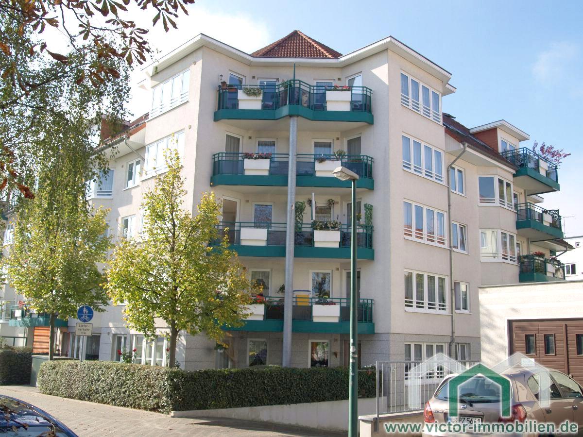 2-zimmer-whg-mit-balkon-und-wannenbad-lift-tiefgarage