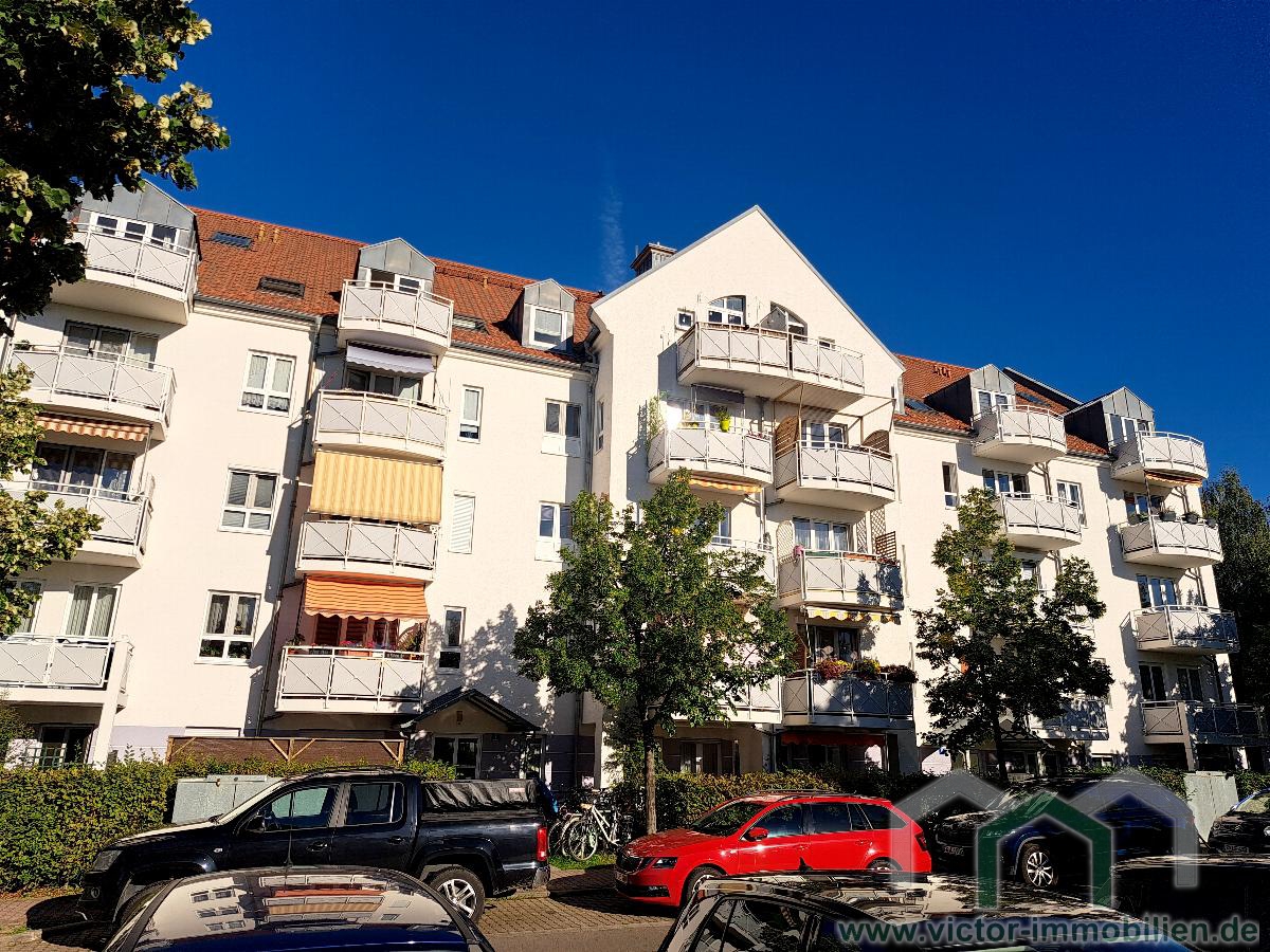 2-zimmer-whg-mit-2-balkonen-und-wannenbad-tiefgarage-keller-fahrradraum