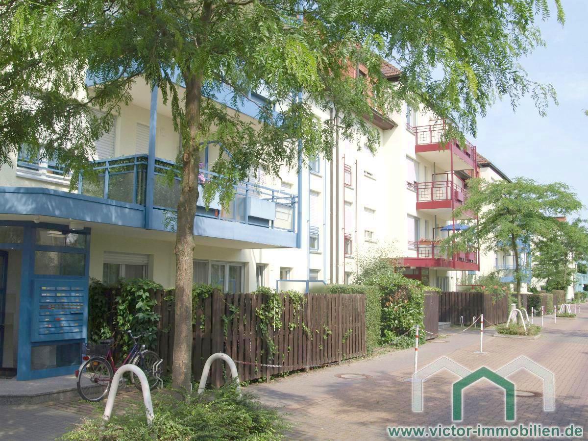 2-zimmer-whg-mit-balkon-und-einbaukueche-in-ruhiger-wohnlage